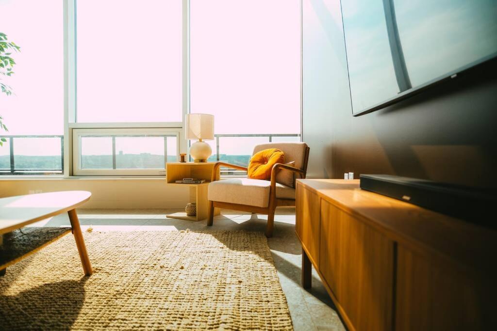 New - Luxury 2Br Penthouse Apt In Central Halifax Exteriér fotografie