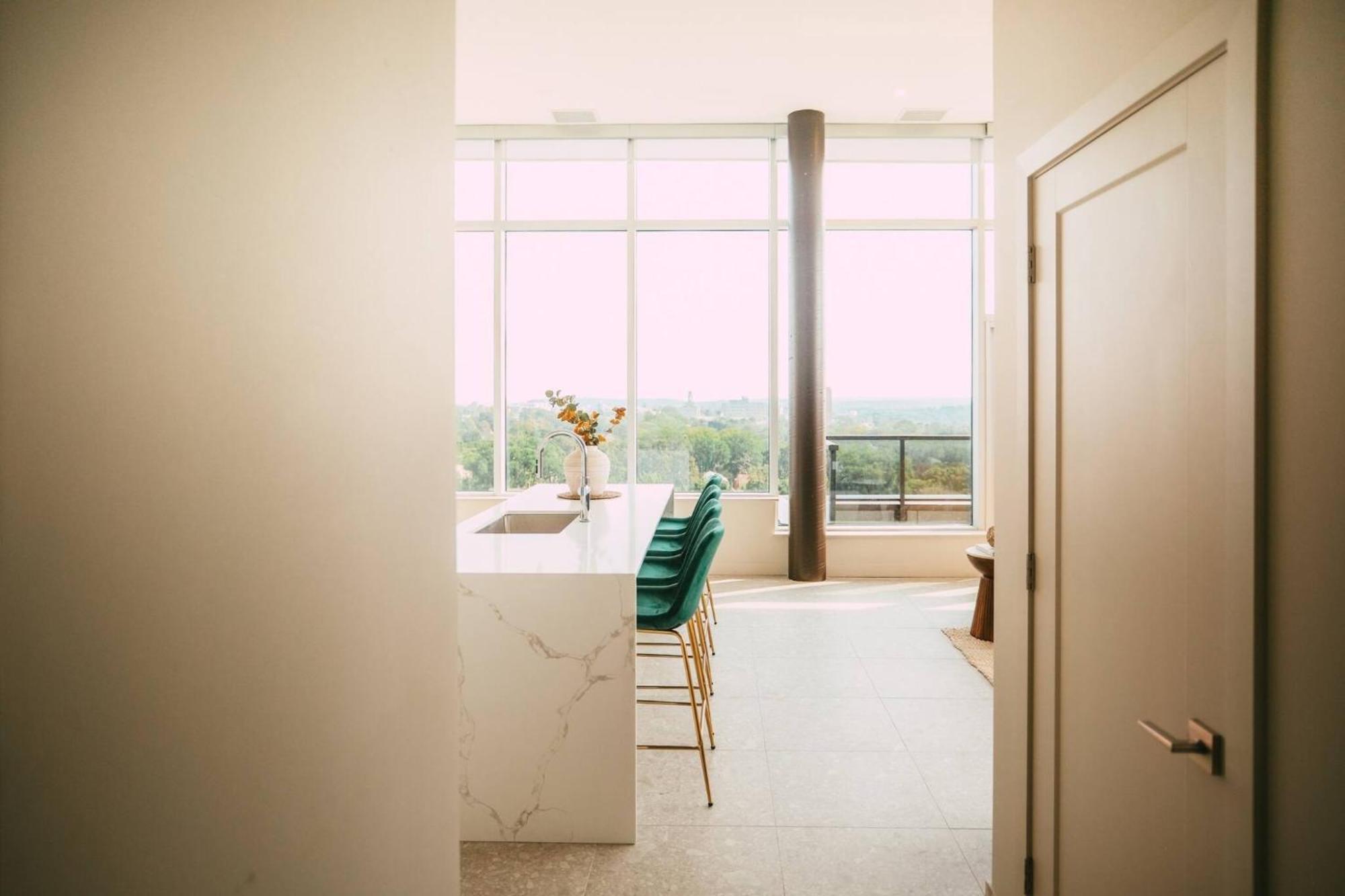 New - Luxury 2Br Penthouse Apt In Central Halifax Exteriér fotografie